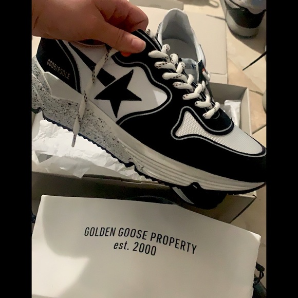 Golden Goose Running Shoes - Picture 7 of 7